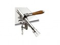 /products/sacacorchos-de-mesa-automatico-cromado-/